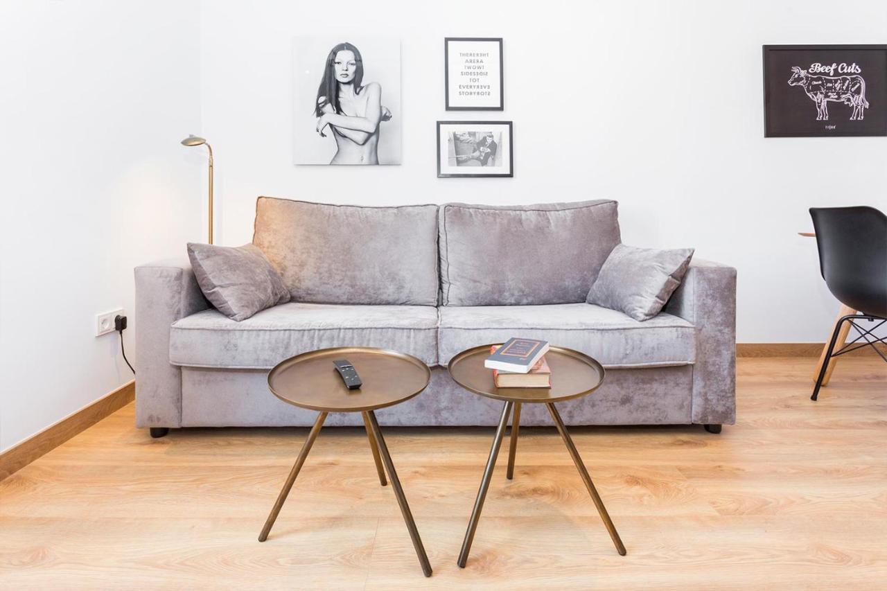 Cozy Apartment Close To Passeig De Gracia บาร์เซโลนา ภายนอก รูปภาพ
