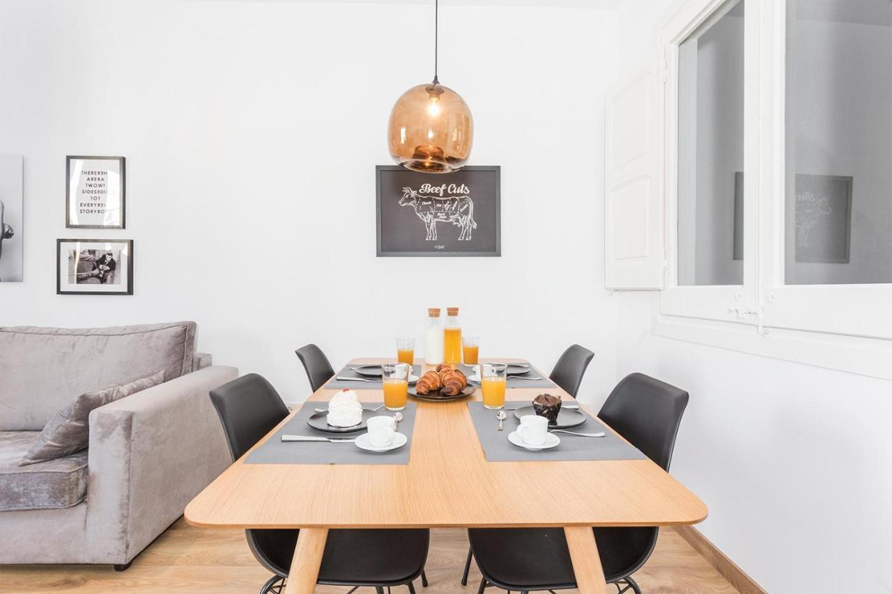 Cozy Apartment Close To Passeig De Gracia บาร์เซโลนา ภายนอก รูปภาพ